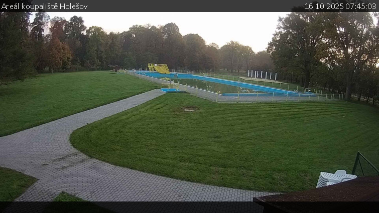 Zámecké koupaliště Holešov - Areál koupaliště Holešov - 16.10.2025 v 07:45 Zámecké koupaliště Holešov - Areál koupaliště Holešov - 16.10.2025 v 07:45