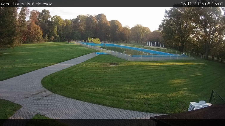 Zámecké koupaliště Holešov - Areál koupaliště Holešov - 16.10.2025 v 08:15 Zámecké koupaliště Holešov - Areál koupaliště Holešov - 16.10.2025 v 08:15