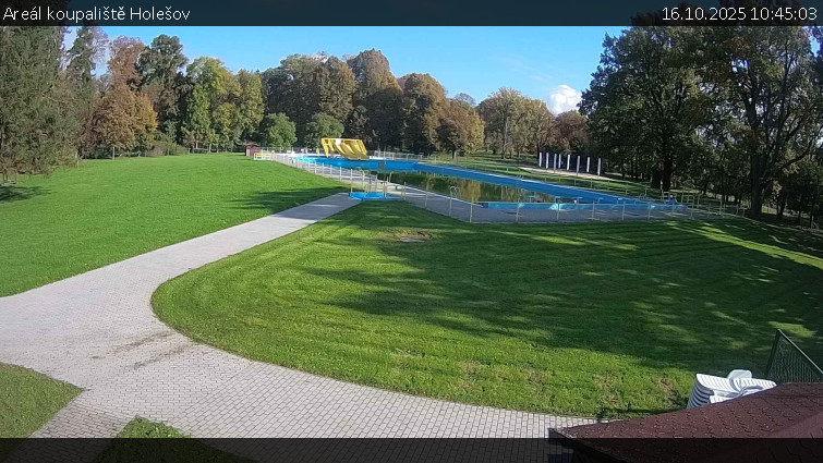 Zámecké koupaliště Holešov - Areál koupaliště Holešov - 16.10.2025 v 10:45 Zámecké koupaliště Holešov - Areál koupaliště Holešov - 16.10.2025 v 10:45
