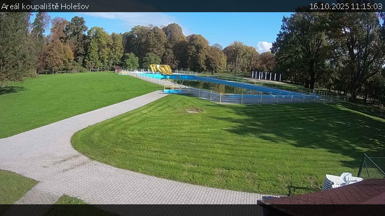 Zámecké koupaliště Holešov - Areál koupaliště Holešov - 16.10.2025 v 11:15 Zámecké koupaliště Holešov - Areál koupaliště Holešov - 16.10.2025 v 11:15
