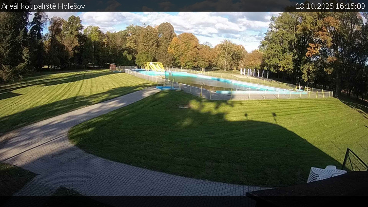 Zámecké koupaliště Holešov - Areál koupaliště Holešov - 18.10.2025 v 16:15 Zámecké koupaliště Holešov - Areál koupaliště Holešov - 18.10.2025 v 16:15