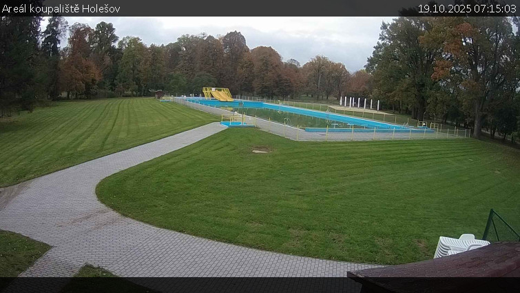 Zámecké koupaliště Holešov - Areál koupaliště Holešov - 19.10.2025 v 07:15 Zámecké koupaliště Holešov - Areál koupaliště Holešov - 19.10.2025 v 07:15