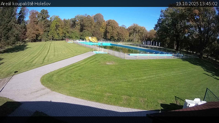 Zámecké koupaliště Holešov - Areál koupaliště Holešov - 19.10.2025 v 13:45 Zámecké koupaliště Holešov - Areál koupaliště Holešov - 19.10.2025 v 13:45