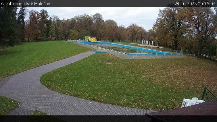 Zámecké koupaliště Holešov - Areál koupaliště Holešov - 24.10.2025 v 09:15 Zámecké koupaliště Holešov - Areál koupaliště Holešov - 24.10.2025 v 09:15