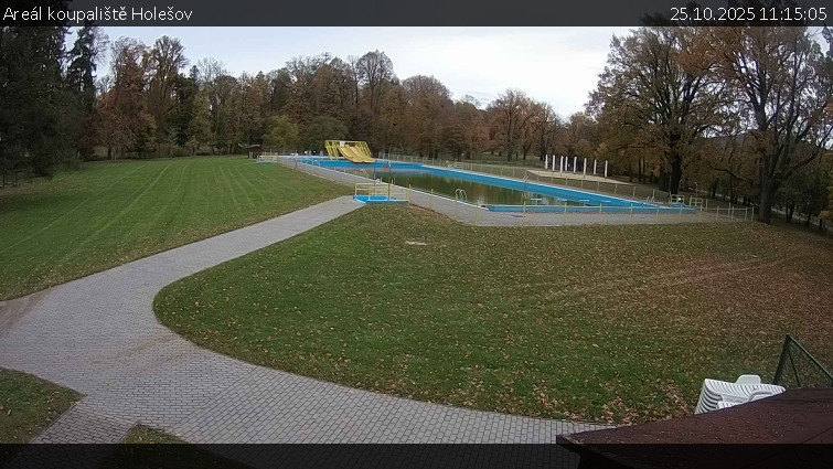 Zámecké koupaliště Holešov - Areál koupaliště Holešov - 25.10.2025 v 11:15 Zámecké koupaliště Holešov - Areál koupaliště Holešov - 25.10.2025 v 11:15