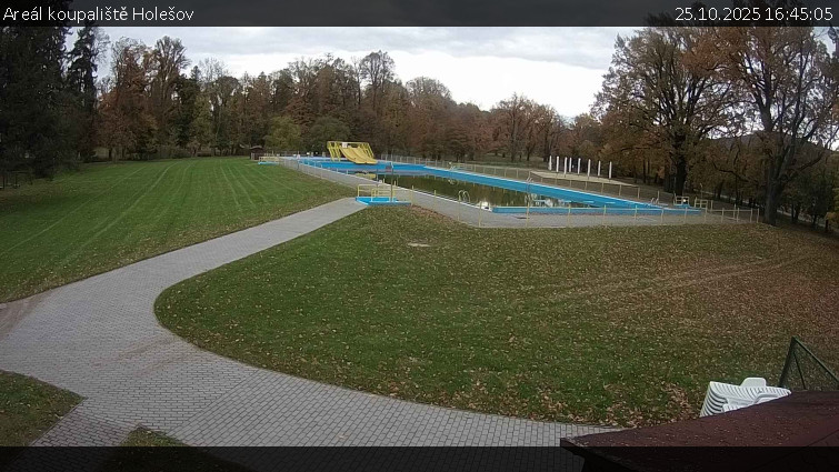 Zámecké koupaliště Holešov - Areál koupaliště Holešov - 25.10.2025 v 16:45 Zámecké koupaliště Holešov - Areál koupaliště Holešov - 25.10.2025 v 16:45