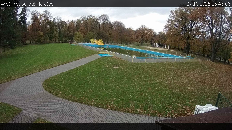Zámecké koupaliště Holešov - Areál koupaliště Holešov - 27.10.2025 v 15:45 Zámecké koupaliště Holešov - Areál koupaliště Holešov - 27.10.2025 v 15:45