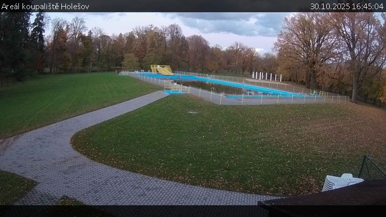 Zámecké koupaliště Holešov - Areál koupaliště Holešov - 30.10.2025 v 16:45 Zámecké koupaliště Holešov - Areál koupaliště Holešov - 30.10.2025 v 16:45