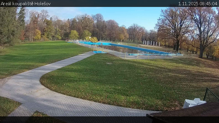 Zámecké koupaliště Holešov - Areál koupaliště Holešov - 1.11.2025 v 08:45 Zámecké koupaliště Holešov - Areál koupaliště Holešov - 1.11.2025 v 08:45