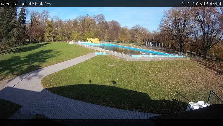 Zámecké koupaliště Holešov - Areál koupaliště Holešov - 1.11.2025 v 13:45 Zámecké koupaliště Holešov - Areál koupaliště Holešov - 1.11.2025 v 13:45