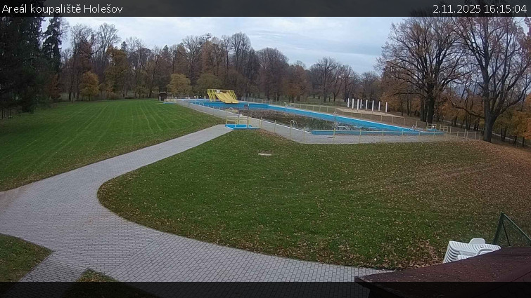 Zámecké koupaliště Holešov - Areál koupaliště Holešov - 2.11.2025 v 16:15 Zámecké koupaliště Holešov - Areál koupaliště Holešov - 2.11.2025 v 16:15
