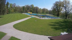 Areál koupaliště Holešov