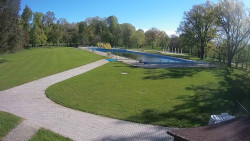 Areál koupaliště Holešov