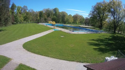 Areál koupaliště Holešov