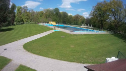 Areál koupaliště Holešov