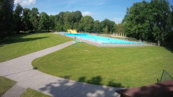 Areál koupaliště Holešov