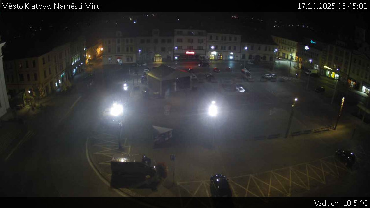 Město Klatovy - Náměstí Míru - 17.10.2025 v 05:45 Město Klatovy - Náměstí Míru - 17.10.2025 v 05:45
