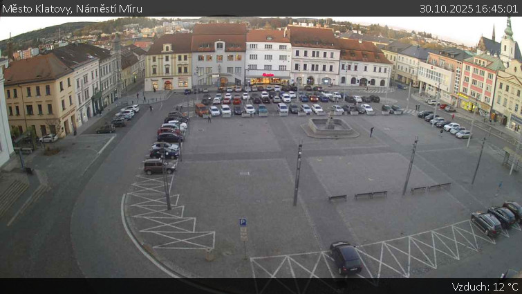 Město Klatovy - Náměstí Míru - 30.10.2025 v 16:45 Město Klatovy - Náměstí Míru - 30.10.2025 v 16:45