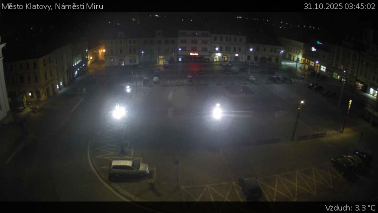 Město Klatovy - Náměstí Míru - 31.10.2025 v 03:45 Město Klatovy - Náměstí Míru - 31.10.2025 v 03:45