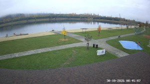 Schwimmbad Michal, Sokolov - Wasseroberfläche - 30.10.2026 v 08:45 Schwimmbad Michal, Sokolov - Wasseroberfläche - 30.10.2026 v 08:45