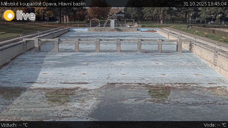 Městské koupaliště Opava - Hlavní bazén - 31.10.2025 v 13:45 Městské koupaliště Opava - Hlavní bazén - 31.10.2025 v 13:45