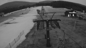 Horské atrakce Ramzová - Dolní část sjezdovky Skiareálu Ramzová - 1.1.2024 v 07:31 Horské atrakce Ramzová - Dolní část sjezdovky Skiareálu Ramzová - 1.1.2024 v 07:31