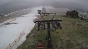 Horské atrakce Ramzová - Dolní část sjezdovky Skiareálu Ramzová - 1.1.2024 v 08:25 Horské atrakce Ramzová - Dolní část sjezdovky Skiareálu Ramzová - 1.1.2024 v 08:25