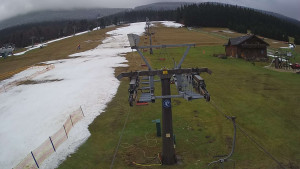 Horské atrakce Ramzová - Dolní část sjezdovky Skiareálu Ramzová - 1.1.2024 v 13:53 Horské atrakce Ramzová - Dolní část sjezdovky Skiareálu Ramzová - 1.1.2024 v 13:53