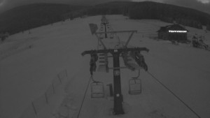 Horské atrakce Ramzová - Dolní část sjezdovky Skiareálu Ramzová - 1.2.2024 v 06:34 Horské atrakce Ramzová - Dolní část sjezdovky Skiareálu Ramzová - 1.2.2024 v 06:34