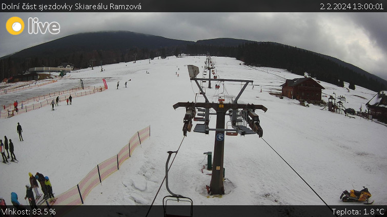 Horské atrakce Ramzová - Dolní část sjezdovky Skiareálu Ramzová - 2.2.2024 v 13:00 Horské atrakce Ramzová - Dolní část sjezdovky Skiareálu Ramzová - 2.2.2024 v 13:00