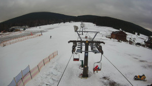 Horské atrakce Ramzová - Dolní část sjezdovky Skiareálu Ramzová - 3.2.2024 v 09:00 Horské atrakce Ramzová - Dolní část sjezdovky Skiareálu Ramzová - 3.2.2024 v 09:00