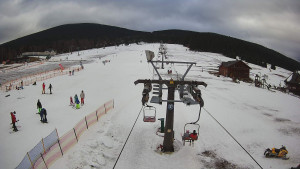 Horské atrakce Ramzová - Dolní část sjezdovky Skiareálu Ramzová - 3.2.2024 v 11:00 Horské atrakce Ramzová - Dolní část sjezdovky Skiareálu Ramzová - 3.2.2024 v 11:00