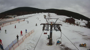 Horské atrakce Ramzová - Dolní část sjezdovky Skiareálu Ramzová - 3.2.2024 v 14:00 Horské atrakce Ramzová - Dolní část sjezdovky Skiareálu Ramzová - 3.2.2024 v 14:00