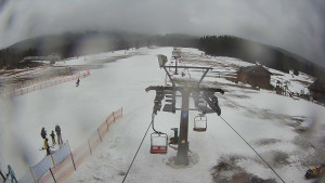 Horské atrakce Ramzová - Dolní část sjezdovky Skiareálu Ramzová - 4.2.2024 v 14:00 Horské atrakce Ramzová - Dolní část sjezdovky Skiareálu Ramzová - 4.2.2024 v 14:00