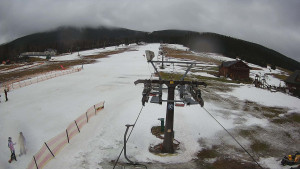 Horské atrakce Ramzová - Dolní část sjezdovky Skiareálu Ramzová - 5.2.2024 v 10:00 Horské atrakce Ramzová - Dolní část sjezdovky Skiareálu Ramzová - 5.2.2024 v 10:00