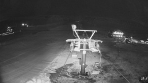 Horské atrakce Ramzová - Dolní část sjezdovky Skiareálu Ramzová - 6.2.2024 v 20:00 Horské atrakce Ramzová - Dolní část sjezdovky Skiareálu Ramzová - 6.2.2024 v 20:00