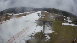 Horské atrakce Ramzová - Dolní část sjezdovky Skiareálu Ramzová - 7.2.2024 v 13:00 Horské atrakce Ramzová - Dolní část sjezdovky Skiareálu Ramzová - 7.2.2024 v 13:00