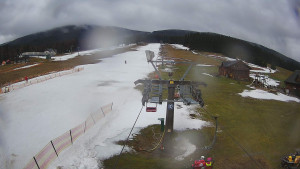 Horské atrakce Ramzová - Dolní část sjezdovky Skiareálu Ramzová - 7.2.2024 v 14:00 Horské atrakce Ramzová - Dolní část sjezdovky Skiareálu Ramzová - 7.2.2024 v 14:00