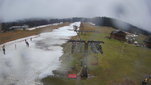 Horské atrakce Ramzová - Dolní část sjezdovky Skiareálu Ramzová - 11.2.2024 v 12:00 Horské atrakce Ramzová - Dolní část sjezdovky Skiareálu Ramzová - 11.2.2024 v 12:00