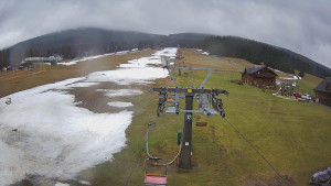 Horské atrakce Ramzová - Dolní část sjezdovky Skiareálu Ramzová - 12.2.2024 v 12:00 Horské atrakce Ramzová - Dolní část sjezdovky Skiareálu Ramzová - 12.2.2024 v 12:00