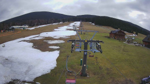 Horské atrakce Ramzová - Dolní část sjezdovky Skiareálu Ramzová - 13.2.2024 v 13:00 Horské atrakce Ramzová - Dolní část sjezdovky Skiareálu Ramzová - 13.2.2024 v 13:00