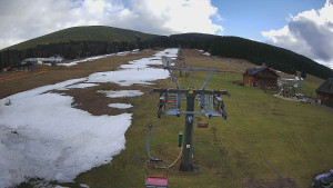 Horské atrakce Ramzová - Dolní část sjezdovky Skiareálu Ramzová - 13.2.2024 v 14:00 Horské atrakce Ramzová - Dolní část sjezdovky Skiareálu Ramzová - 13.2.2024 v 14:00
