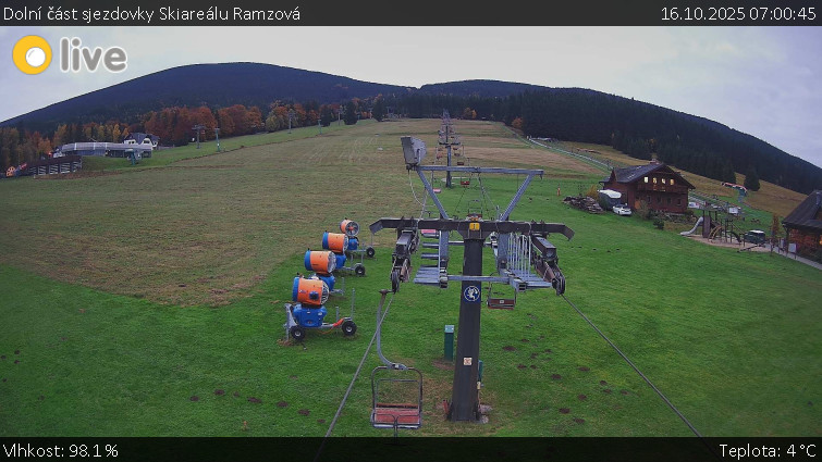 Horské atrakce Ramzová - Dolní část sjezdovky Skiareálu Ramzová - 16.10.2025 v 07:00 Horské atrakce Ramzová - Dolní část sjezdovky Skiareálu Ramzová - 16.10.2025 v 07:00