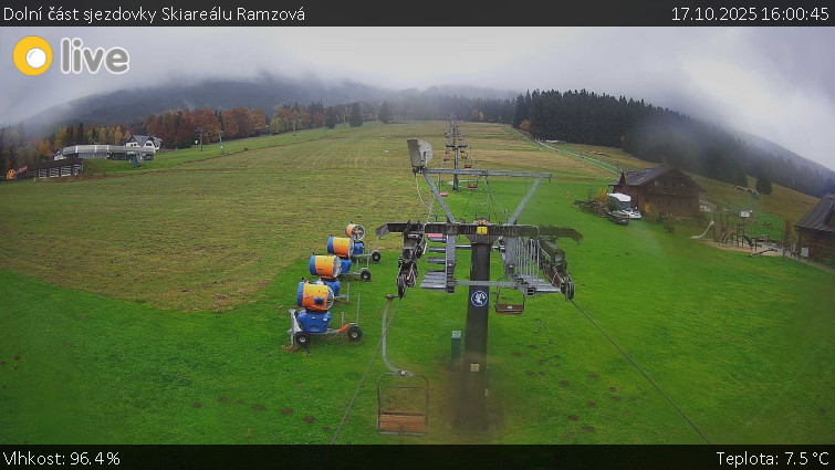 Horské atrakce Ramzová - Dolní část sjezdovky Skiareálu Ramzová - 17.10.2025 v 16:00 Horské atrakce Ramzová - Dolní část sjezdovky Skiareálu Ramzová - 17.10.2025 v 16:00