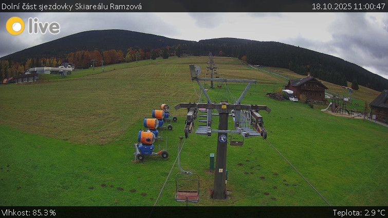 Horské atrakce Ramzová - Dolní část sjezdovky Skiareálu Ramzová - 18.10.2025 v 11:00 Horské atrakce Ramzová - Dolní část sjezdovky Skiareálu Ramzová - 18.10.2025 v 11:00