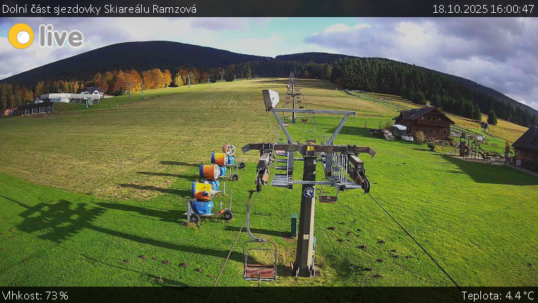 Horské atrakce Ramzová - Dolní část sjezdovky Skiareálu Ramzová - 18.10.2025 v 16:00 Horské atrakce Ramzová - Dolní část sjezdovky Skiareálu Ramzová - 18.10.2025 v 16:00