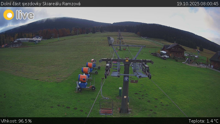 Horské atrakce Ramzová - Dolní část sjezdovky Skiareálu Ramzová - 19.10.2025 v 08:00 Horské atrakce Ramzová - Dolní část sjezdovky Skiareálu Ramzová - 19.10.2025 v 08:00