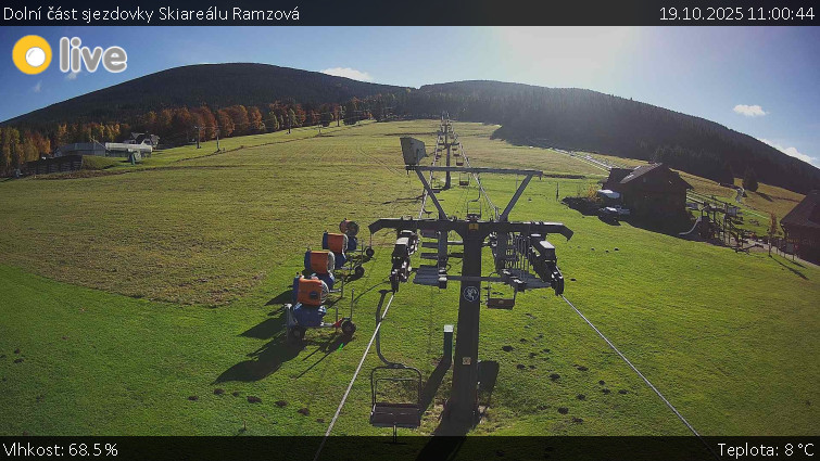 Horské atrakce Ramzová - Dolní část sjezdovky Skiareálu Ramzová - 19.10.2025 v 11:00 Horské atrakce Ramzová - Dolní část sjezdovky Skiareálu Ramzová - 19.10.2025 v 11:00