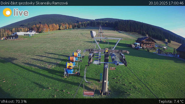 Horské atrakce Ramzová - Dolní část sjezdovky Skiareálu Ramzová - 20.10.2025 v 17:00 Horské atrakce Ramzová - Dolní část sjezdovky Skiareálu Ramzová - 20.10.2025 v 17:00
