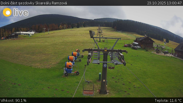 Horské atrakce Ramzová - Dolní část sjezdovky Skiareálu Ramzová - 23.10.2025 v 13:00 Horské atrakce Ramzová - Dolní část sjezdovky Skiareálu Ramzová - 23.10.2025 v 13:00